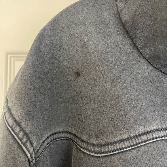 Dutch Harbor Gear Men's Gray Denim Jacket Plaid Lining XL Used - Picture 3 of 9